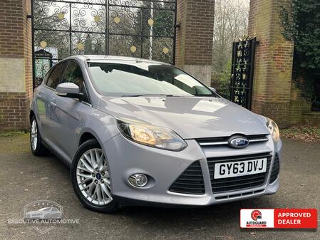 FORD FOCUS 1.0 T EcoBoost Zetec